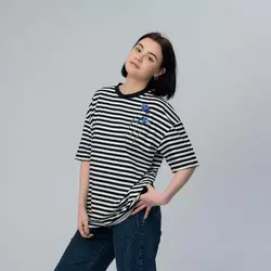 Футболка жіноча оверсайз з вишивкою  "Волошки" Футболка жіноча оверсайз з вишивкою  "Волошки"