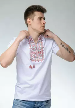 Вишита футболка на короткий рукав білого кольору «Король Данило (вишнева вишивка)» Вишита футболка на короткий рукав білого кольору «Король Данило (вишнева вишивка)»