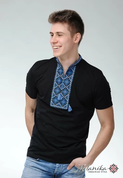 Мужская черная вышитая футболка в молодежном стиле «Атаманская (синяя вышивка)»